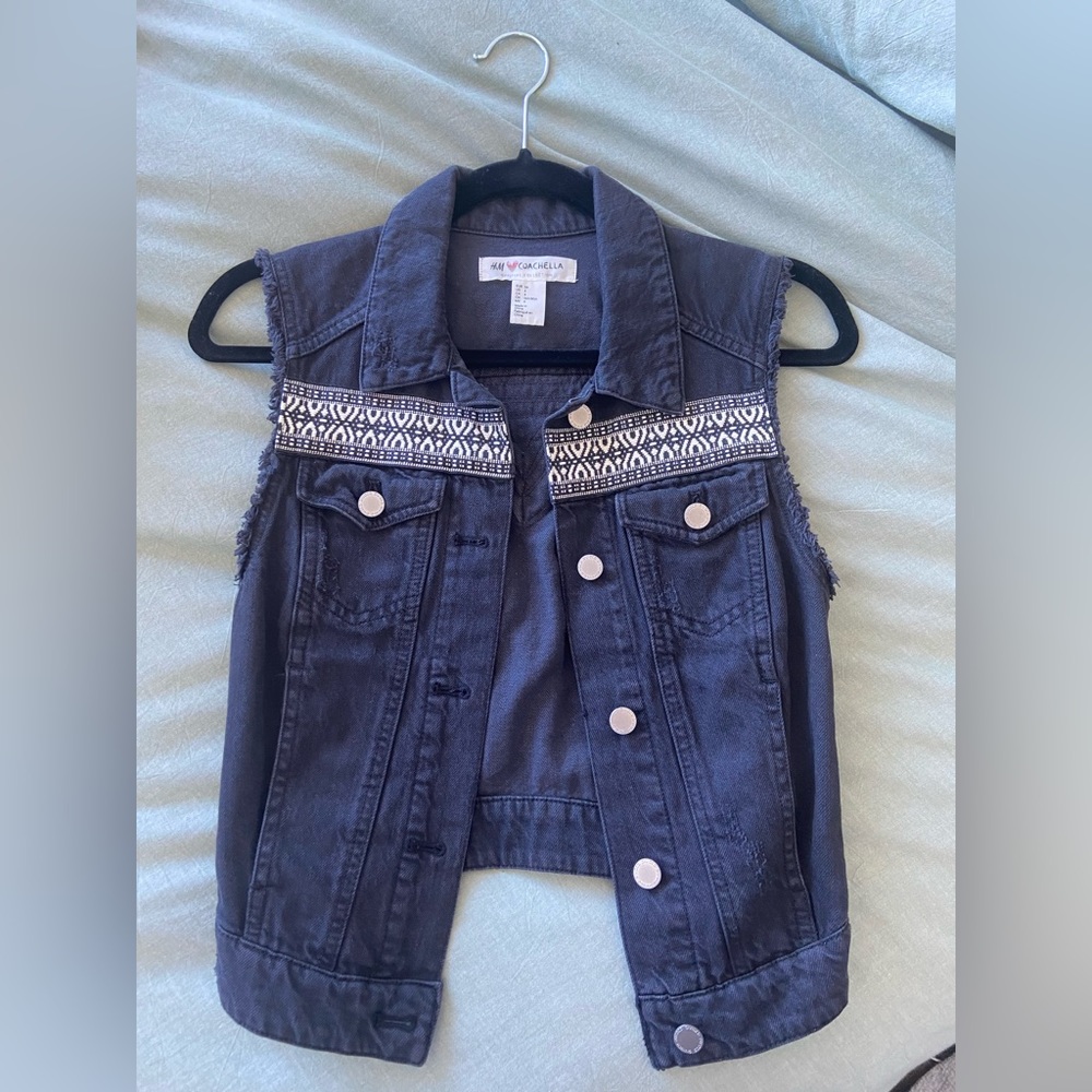 Worn once H&M Coachella Collection- Denim Vest Size 4